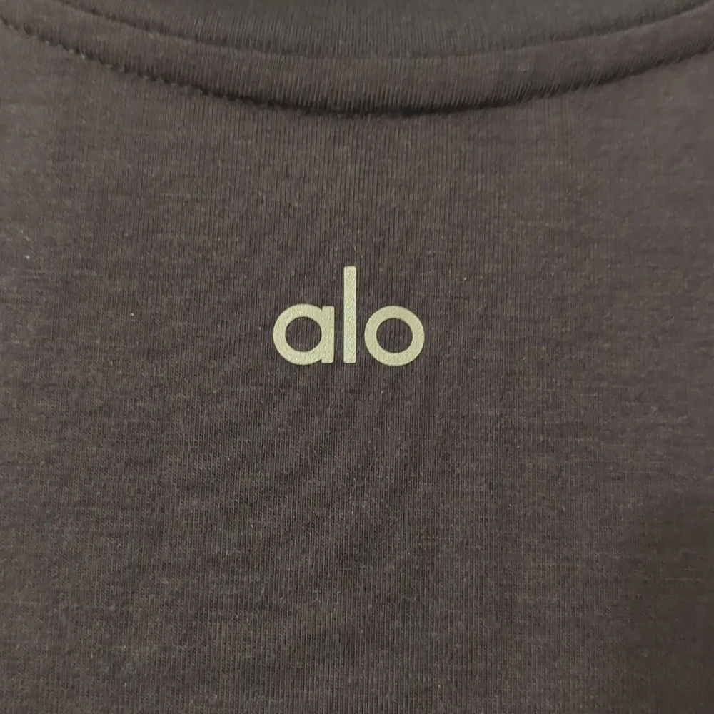 Alo Yoga Sleeveless Black Cut It Out Tank